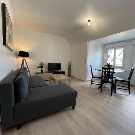 Appartement Renove Tout Equipe, Centre Ville, Proche De La Gare Et Commerce Flers  Buitenkant foto