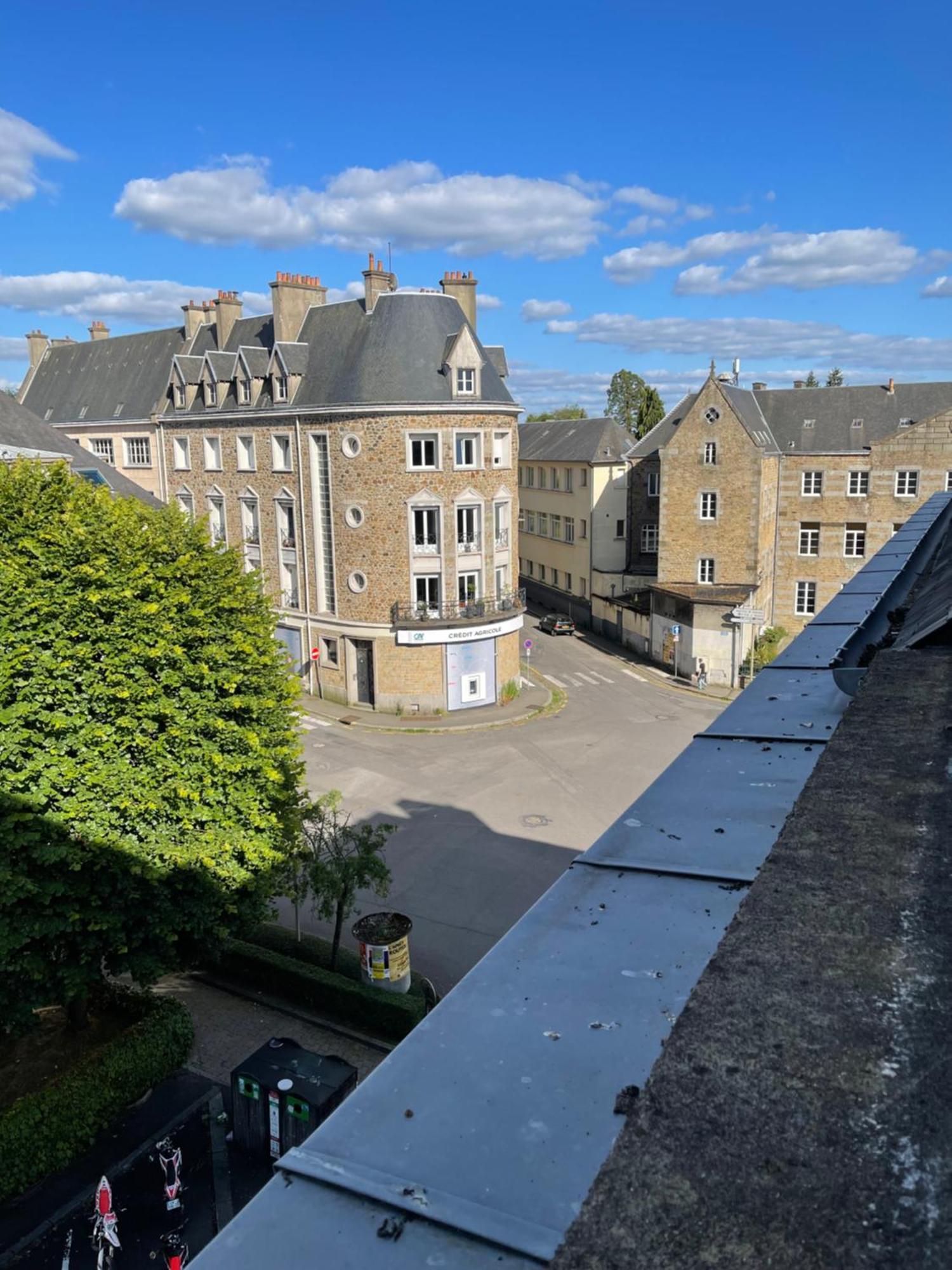 Appartement Renove Tout Equipe, Centre Ville, Proche De La Gare Et Commerce Flers  Buitenkant foto