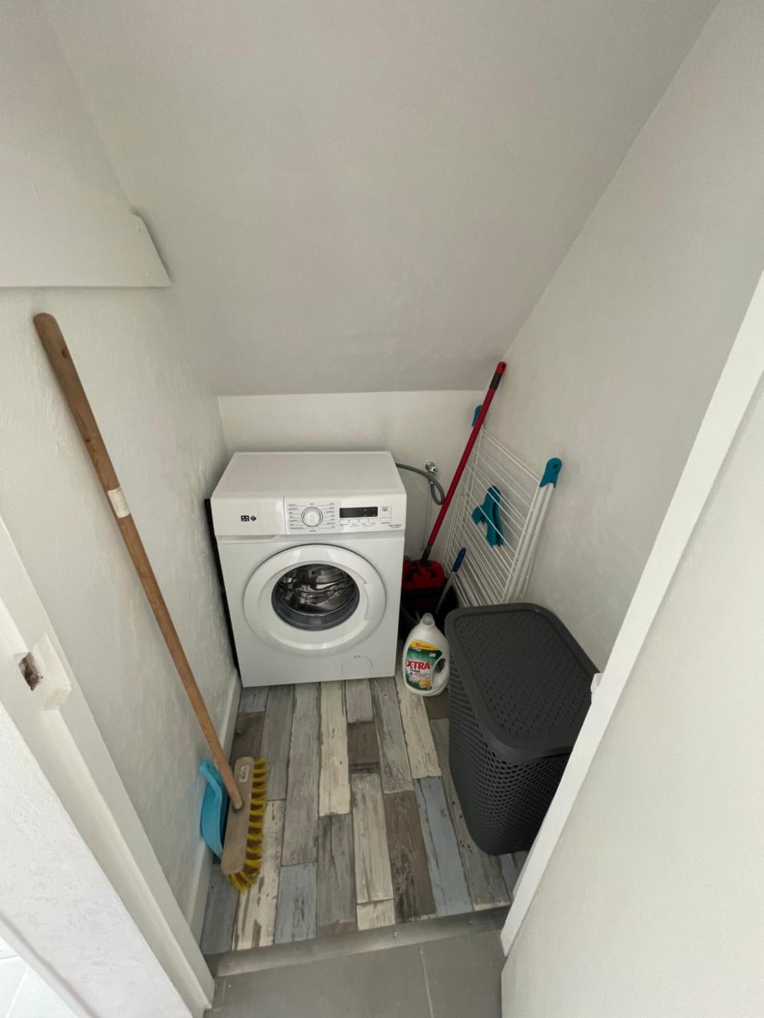 Appartement Renove Tout Equipe, Centre Ville, Proche De La Gare Et Commerce Flers  Buitenkant foto
